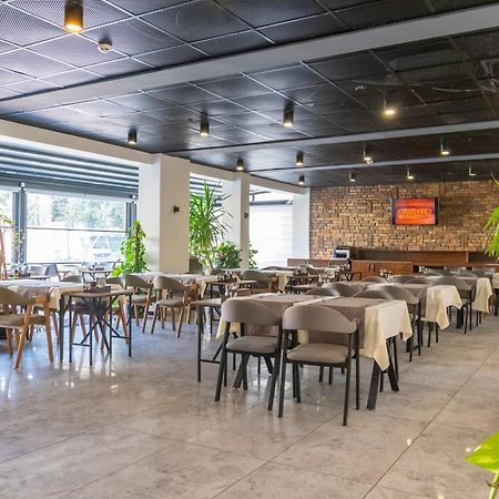 Dorana Hotel Кирения Экстерьер фото